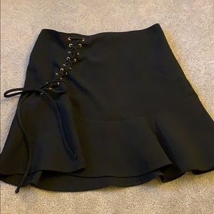 Express ruffle bottom skirt
